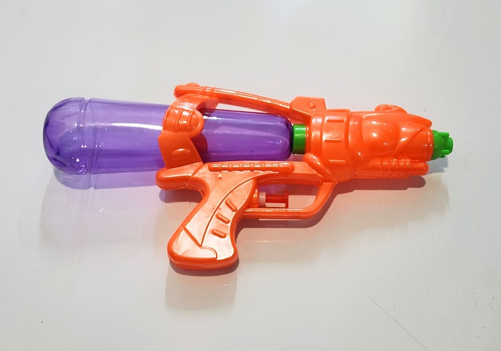 PISTOLAS DE AGUA MEDIANA