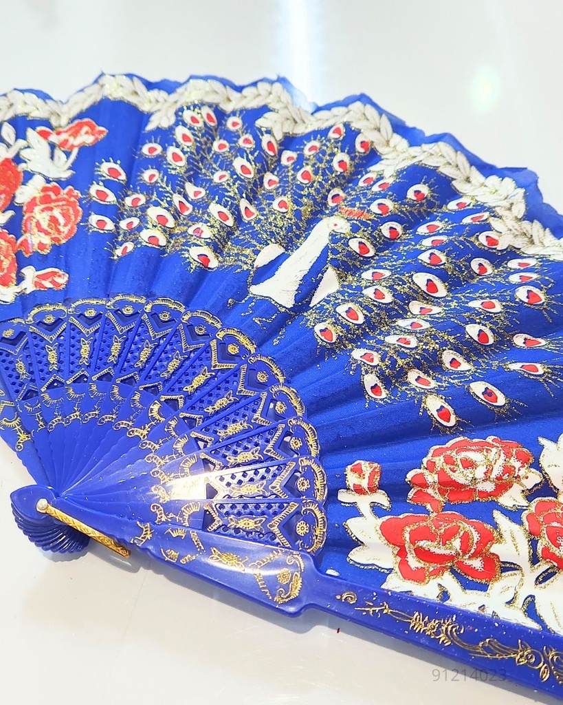 ABANICOS CON DORADO COLORES