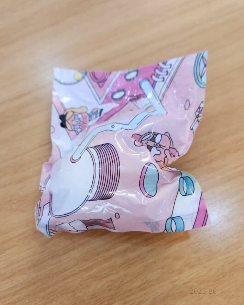 LLAVEROS ACRILICO CRY BABY SORPRESA (BEBE LLORON)
