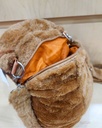 PELUCHES BOLSO CAPYBARA 