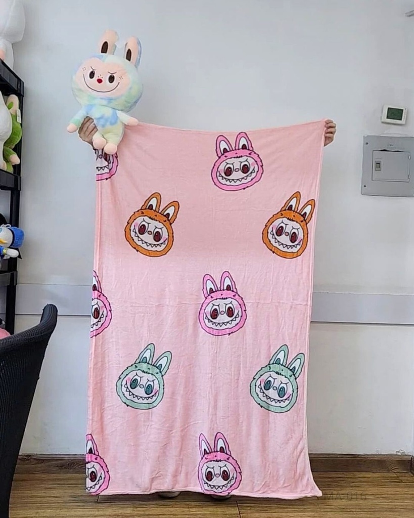 PELUCHES COBIJA LABUBU 