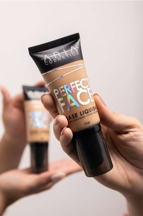 BASE LIQUIDA PERFECT FACE DE ARIA COSMETICS