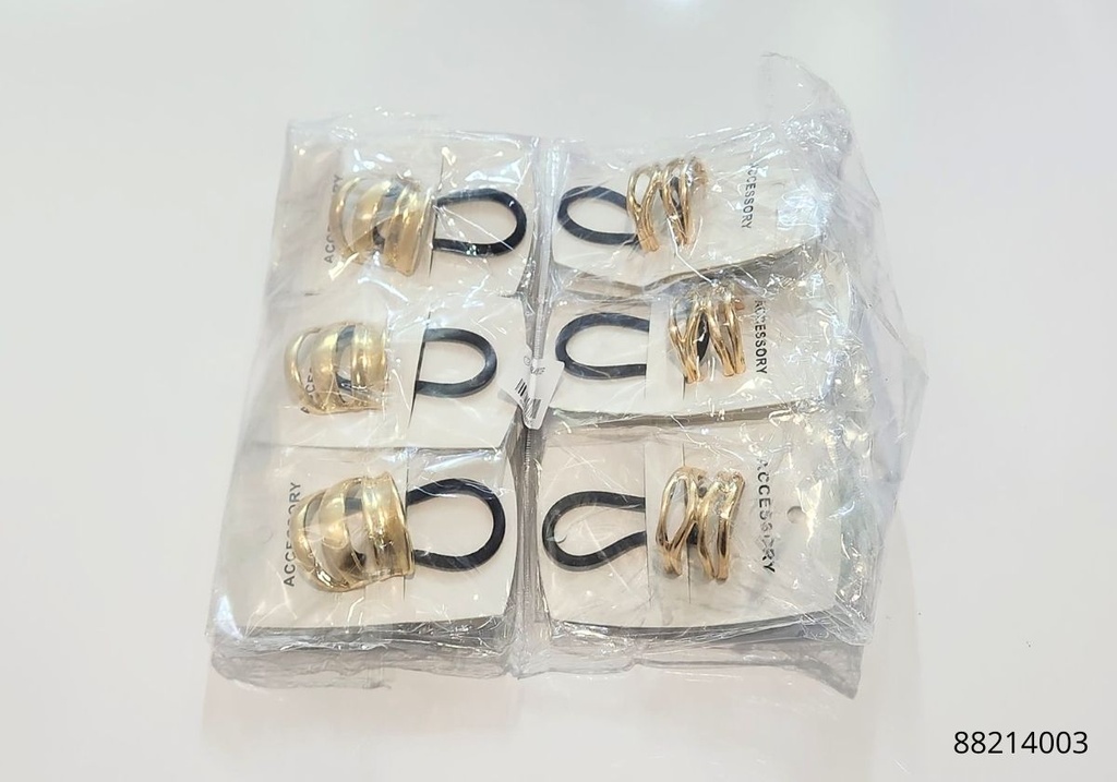 COLAS PONY CUFF