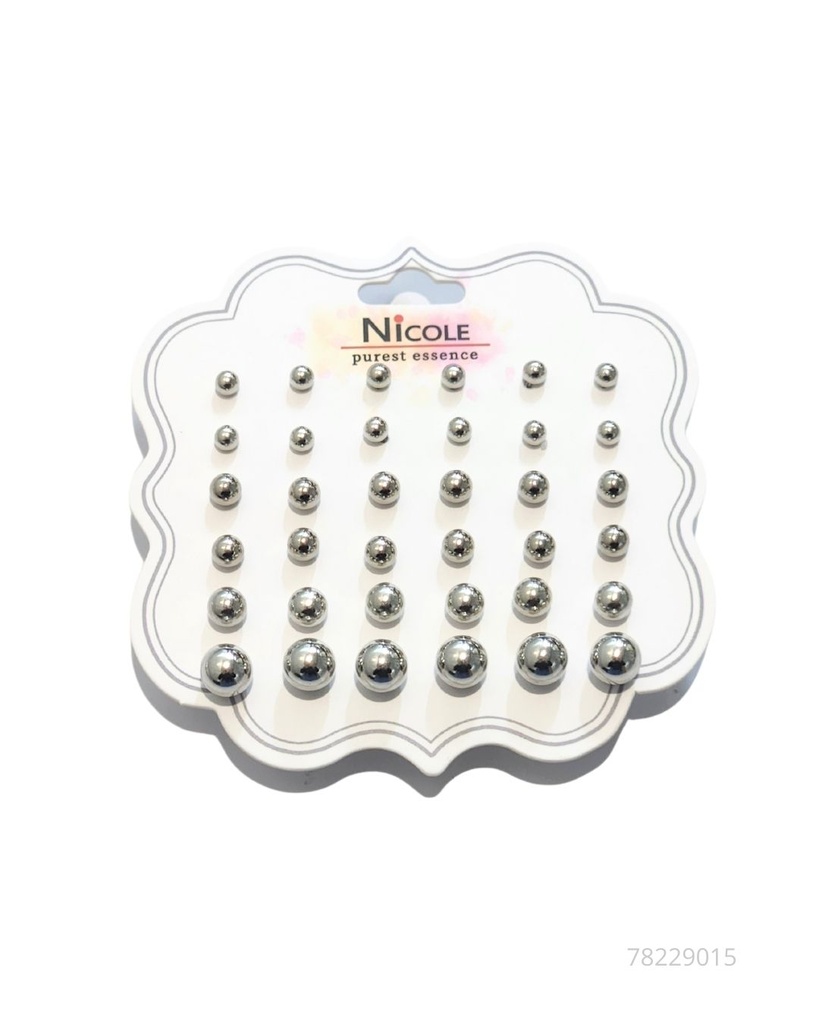 ZARCILLOS TOPITOS PERLAS PLATEADA SET DE 18