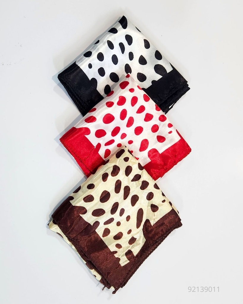 PAÑOLETA SEDA ESTAMPADA PUNTOS