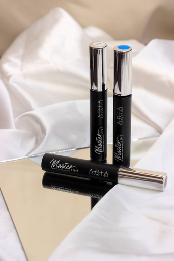 [81212002] DELINEADOR LIQUIDO TIPO PINCEL DE ARIA COSMETICS