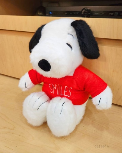 [021991A] PELUCHES SNOOPY CAMISA PEQUEÑO (30CM)