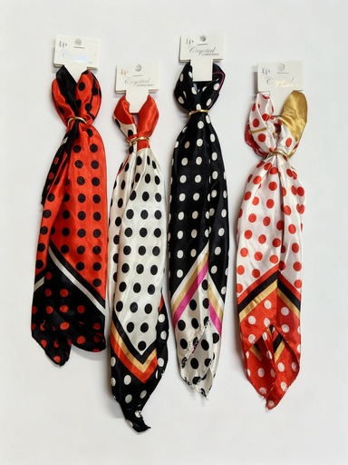 [KSF-0245] PAÑOLETA PUNTOS Y CORAZON 50X50 CON ANILLO